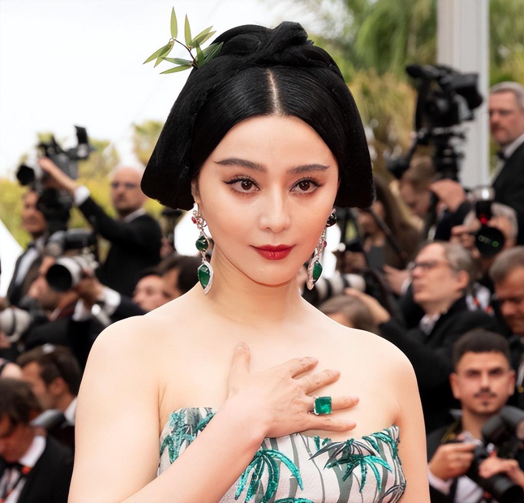 关于出色球员成为全场焦点，实力脱颖而出掀起观众欢呼的信息