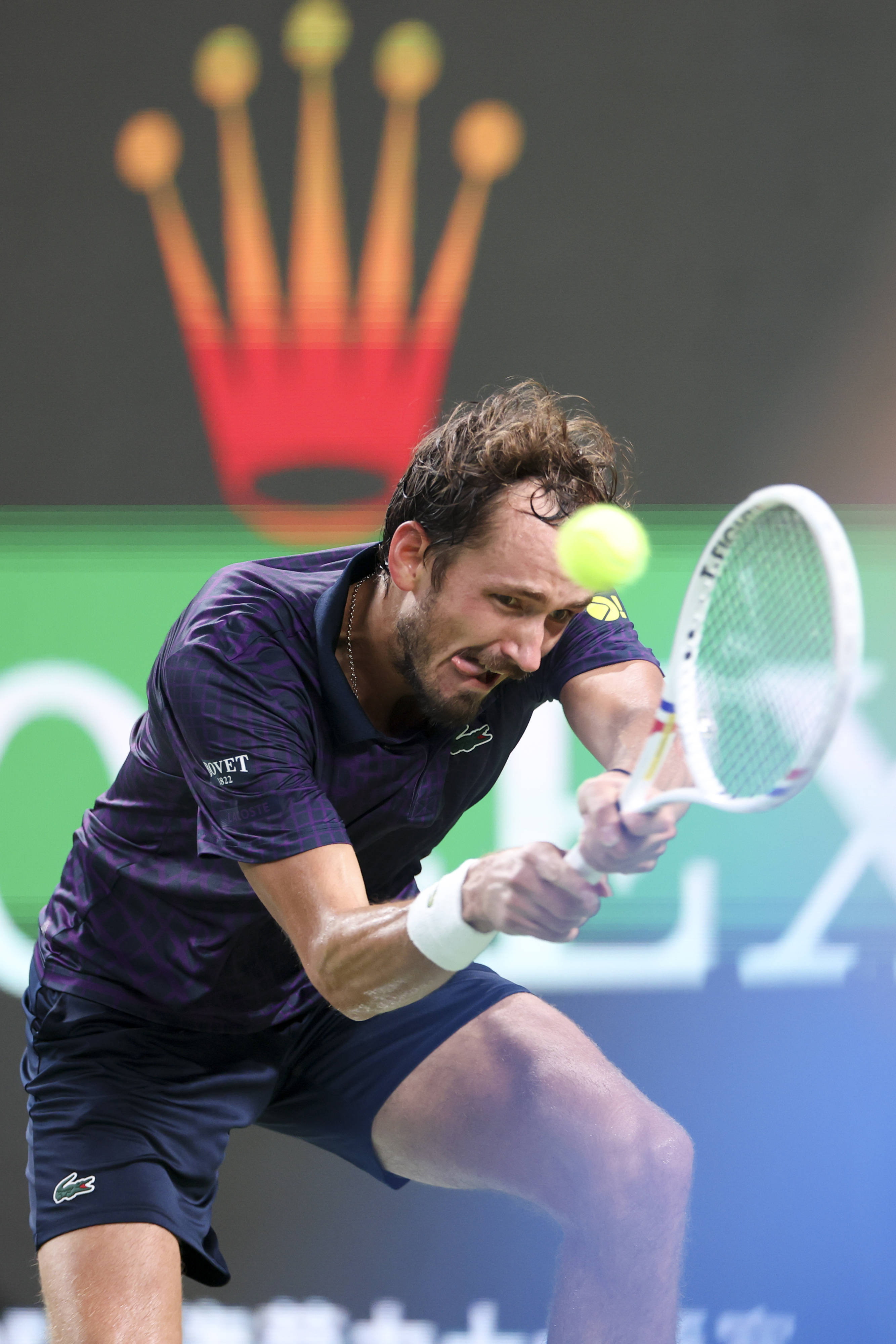 西班牙网球队翻盘法国网球队,梅德韦杰夫打破历史纪录的简单介绍 西班牙网球队翻盘法国网球队,梅德韦杰夫打破历史纪录的简单介绍