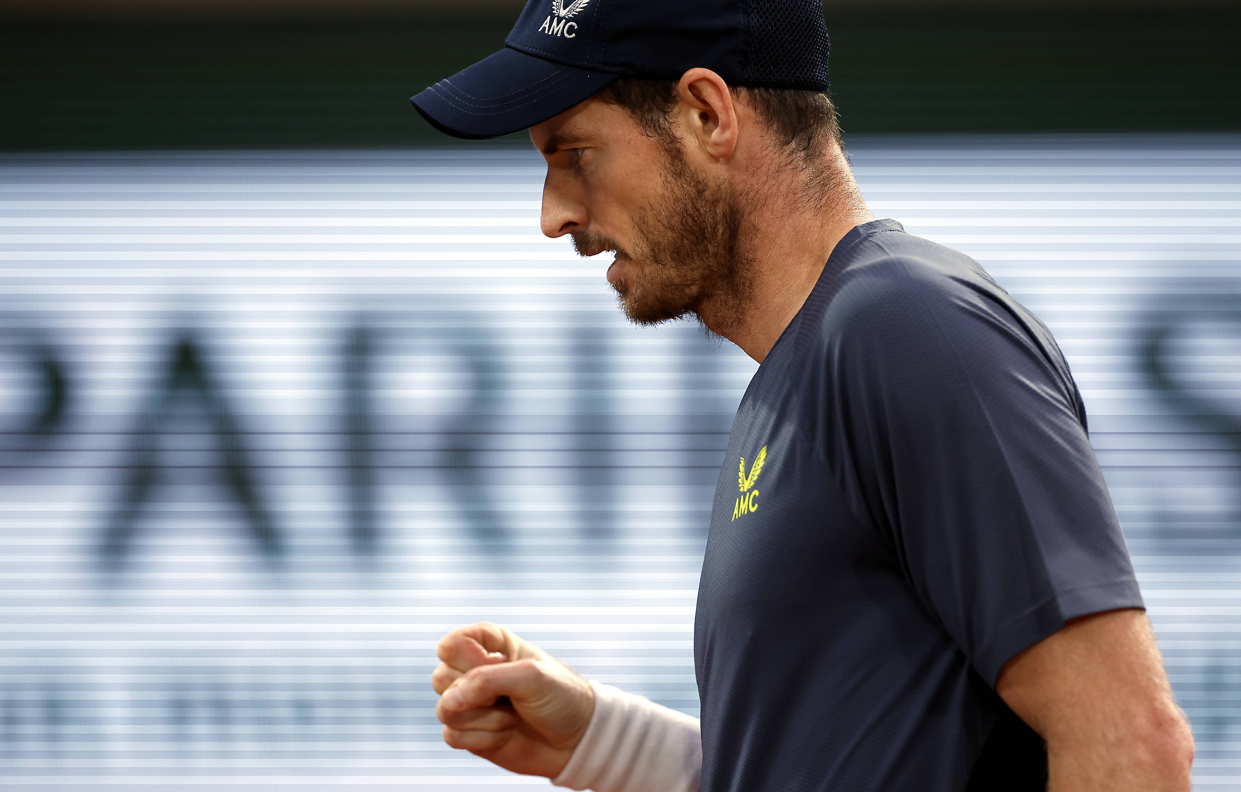 美国网球队横扫法国网球队,瓦林卡绝境逆转的简单介绍 美国网球队横扫法国网球队,瓦林卡绝境逆转的简单介绍