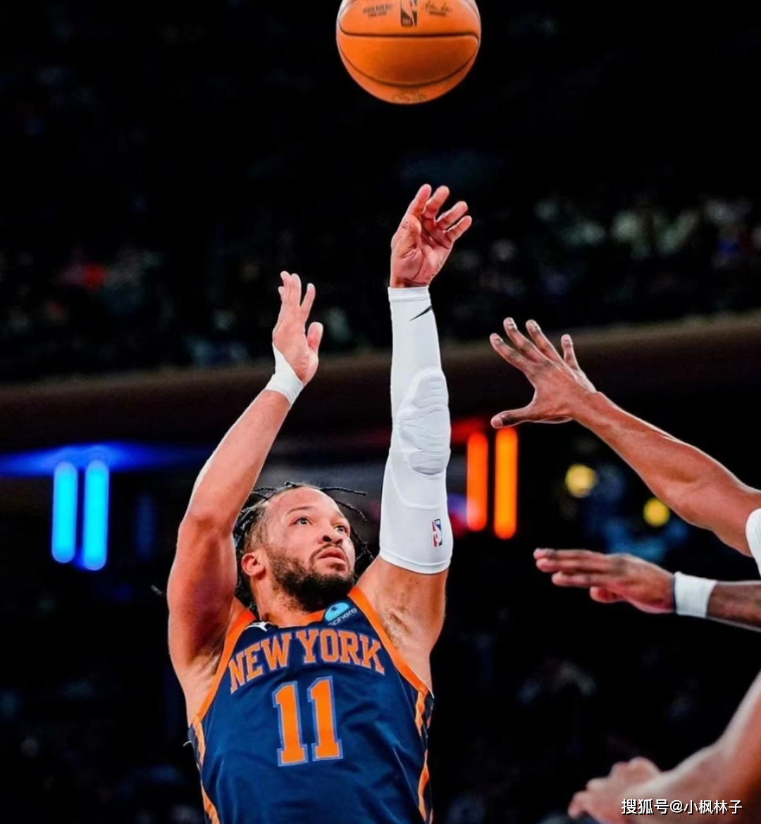 尼克斯翻盘灰熊，莫里斯送出助攻