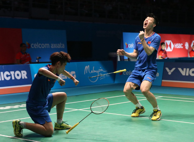 日本队险胜马来西亚队，黄鸭组合扛起全队