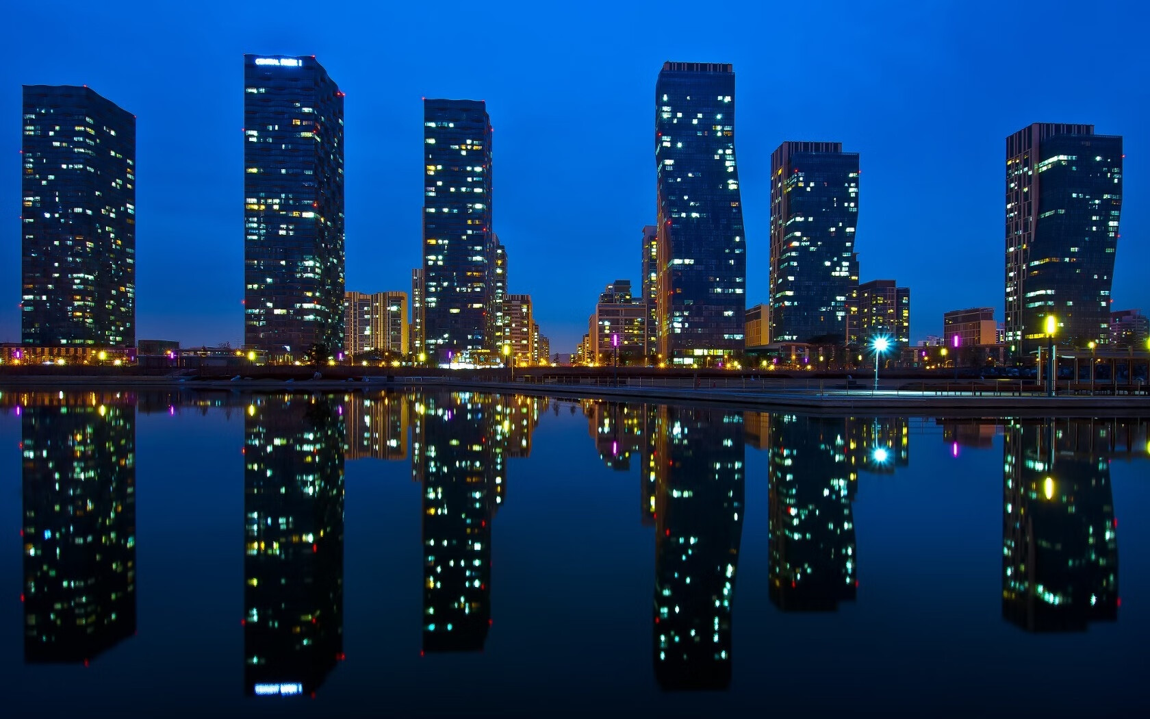 从0-2到3-2，布鲁诺史诗级表演，勒沃库森上演世界杯惊天逆转