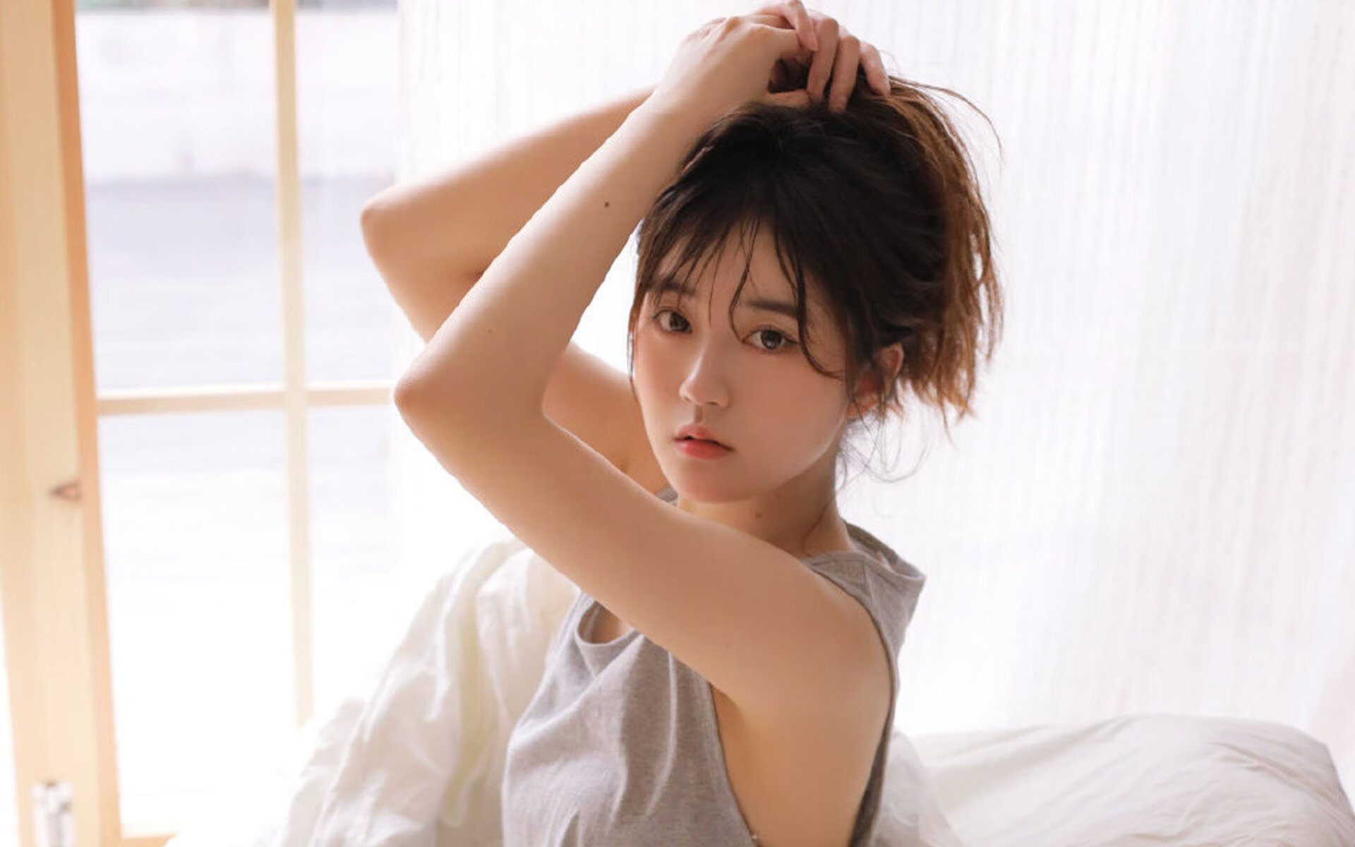 开云体育官网-马刺淘汰赛惊险过关,小贾伦节奏掌控虽亮眼难阻灰熊出局