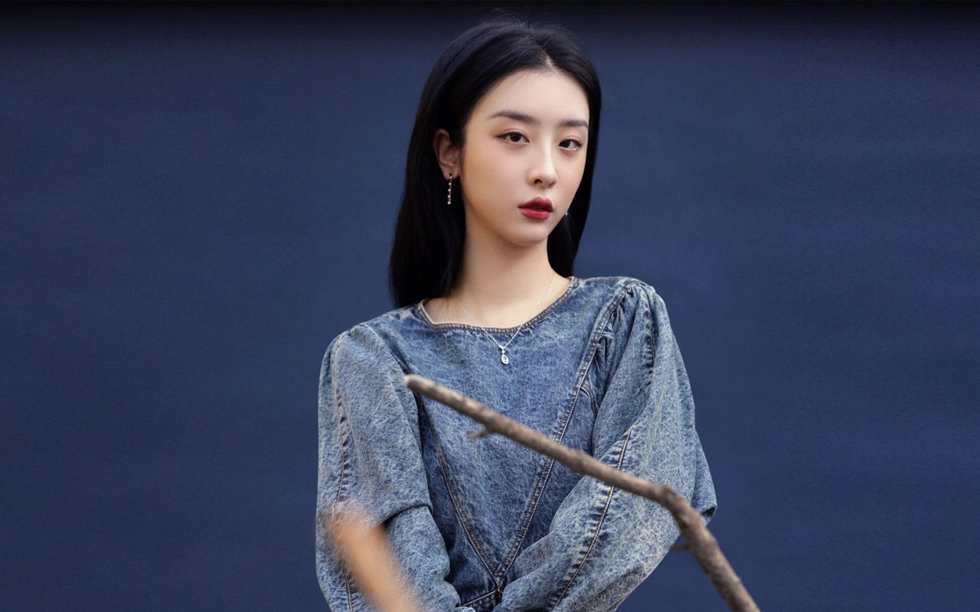 毕尔巴鄂夜战险胜伊拉克,阿什拉夫终场绝杀成关键先生