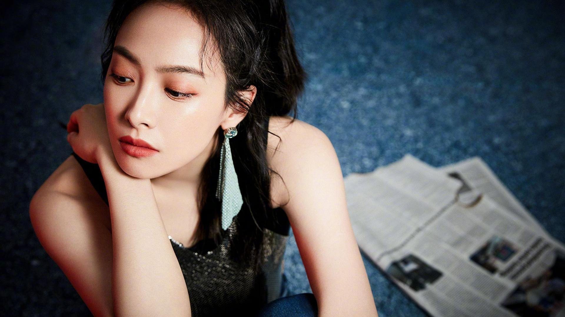 开云体育下载-跨越太平洋的重锤,北京队碾压雄鹿,关键先生布克轰下43分