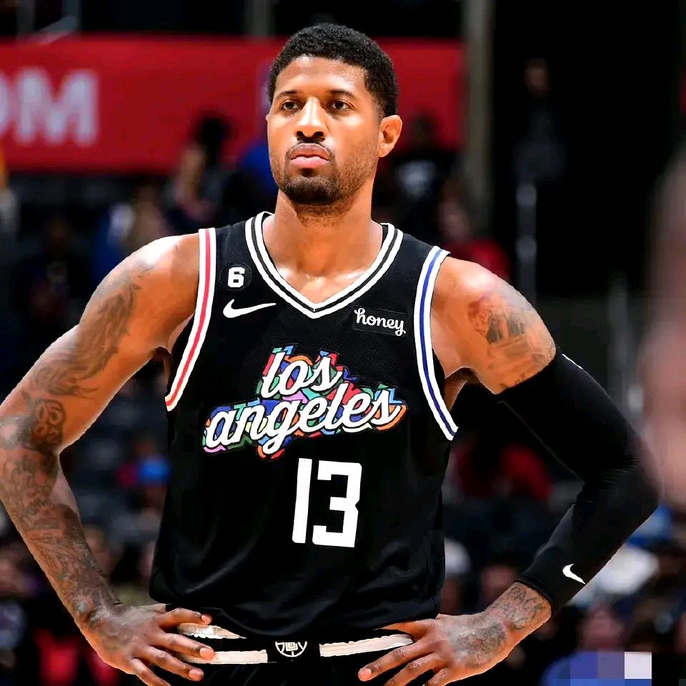 开云体育官网-尼克斯狂胜深圳队,乔治冠军级表现