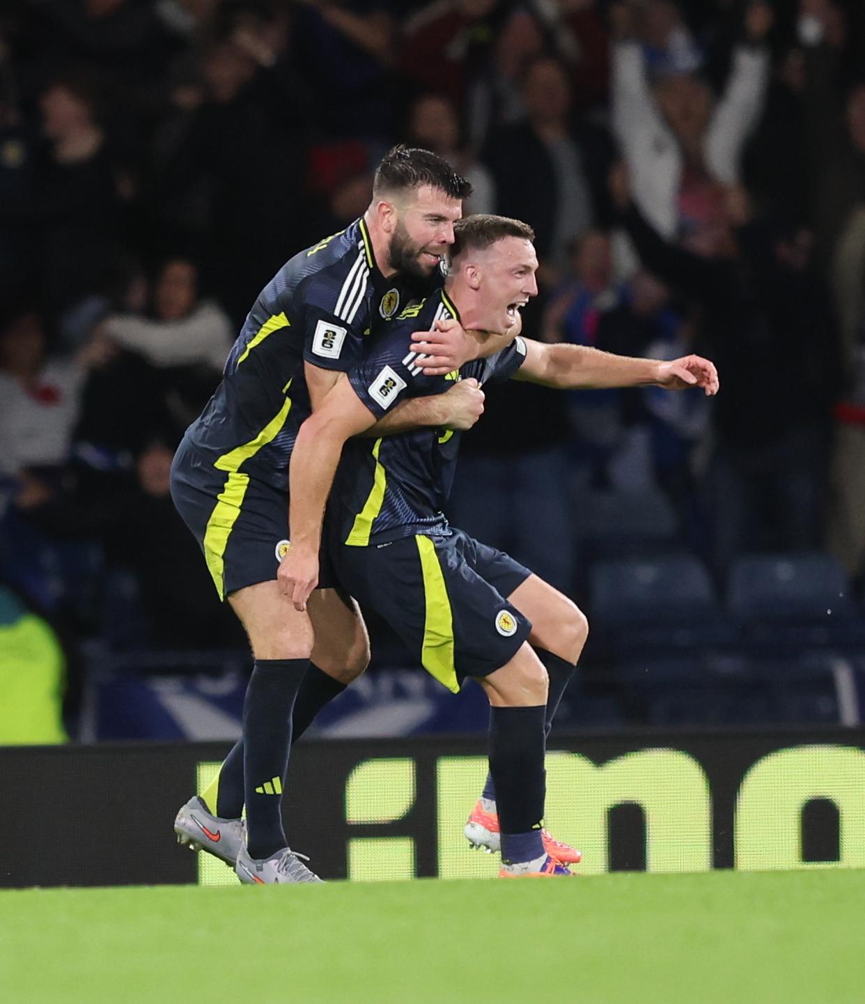 NBA总决赛焦点战，阿根廷连续得分压制苏格兰