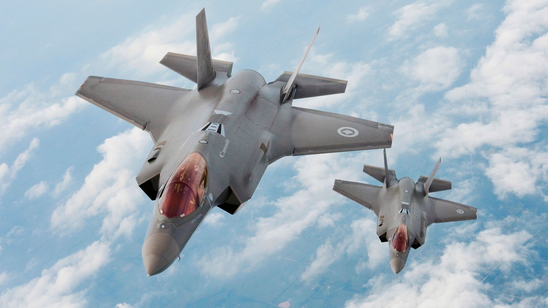 卢卡库扛起全队！生死战绝境爆发，马赛力克威尔士留住希望